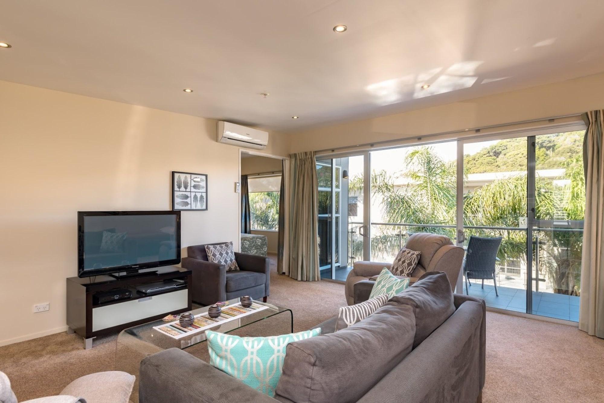 Edgewater Palms Apartments Paihia Extérieur photo