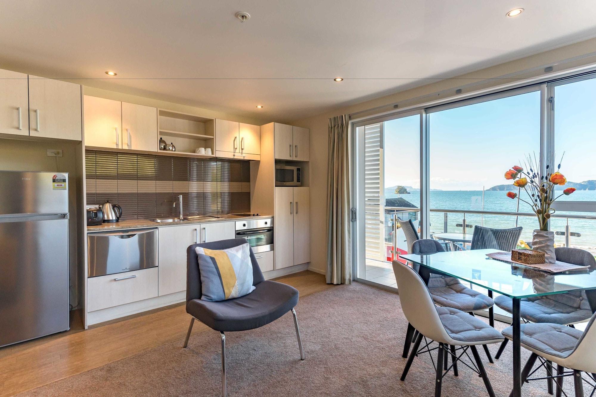 Edgewater Palms Apartments Paihia Extérieur photo