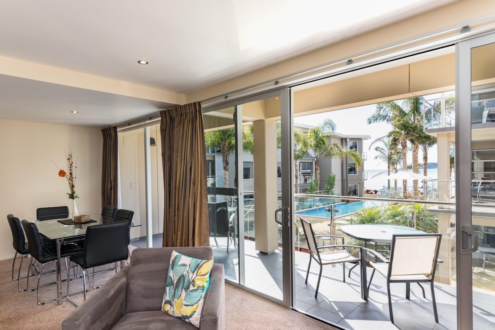 Edgewater Palms Apartments Paihia Extérieur photo