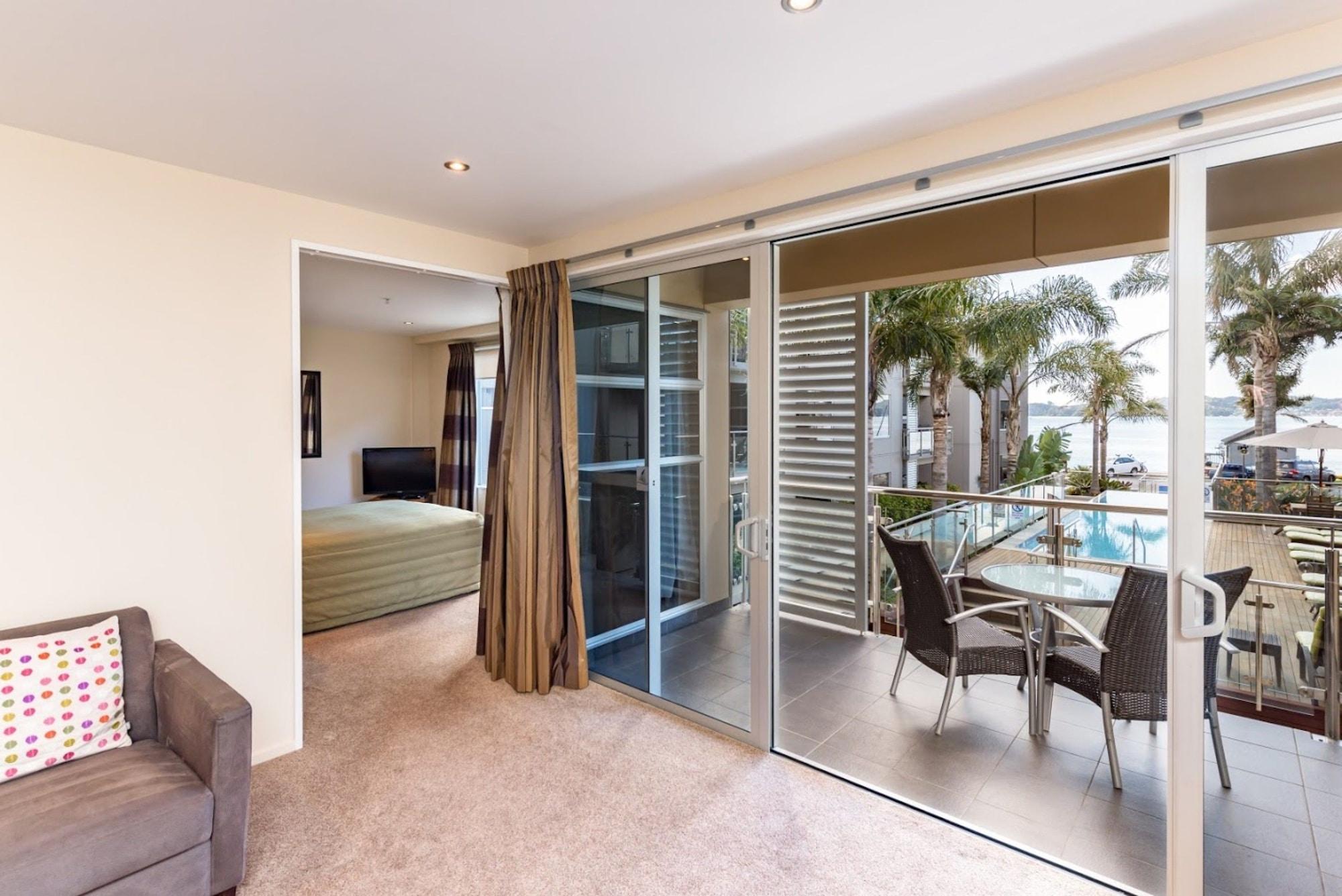 Edgewater Palms Apartments Paihia Extérieur photo