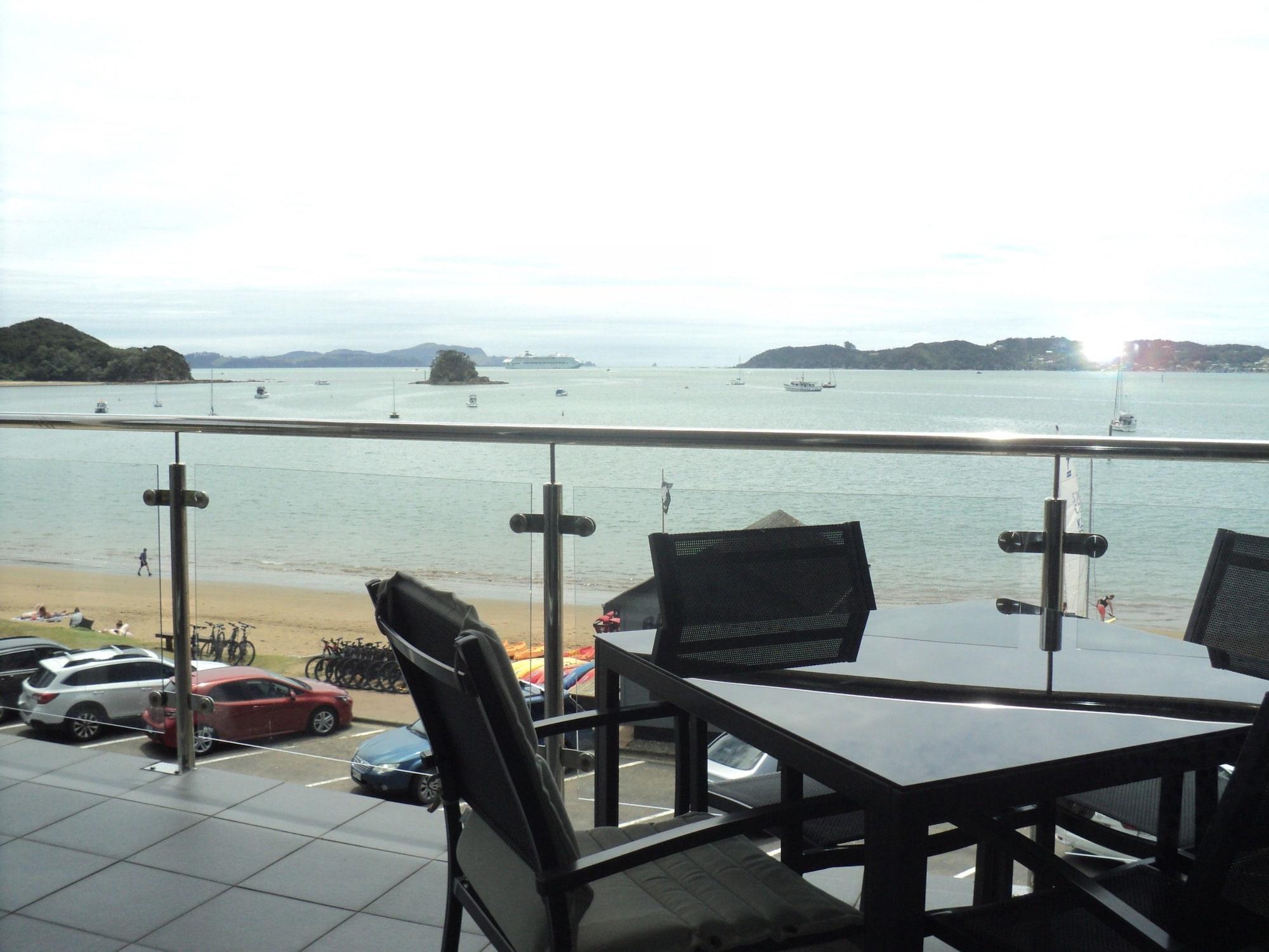 Edgewater Palms Apartments Paihia Extérieur photo